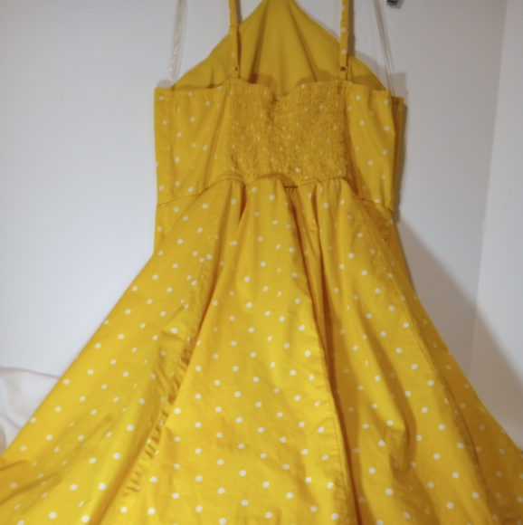 Yellow Polka Dot Fit & Flare Dress SZ 14 by Venus - Picture 3 of 9
